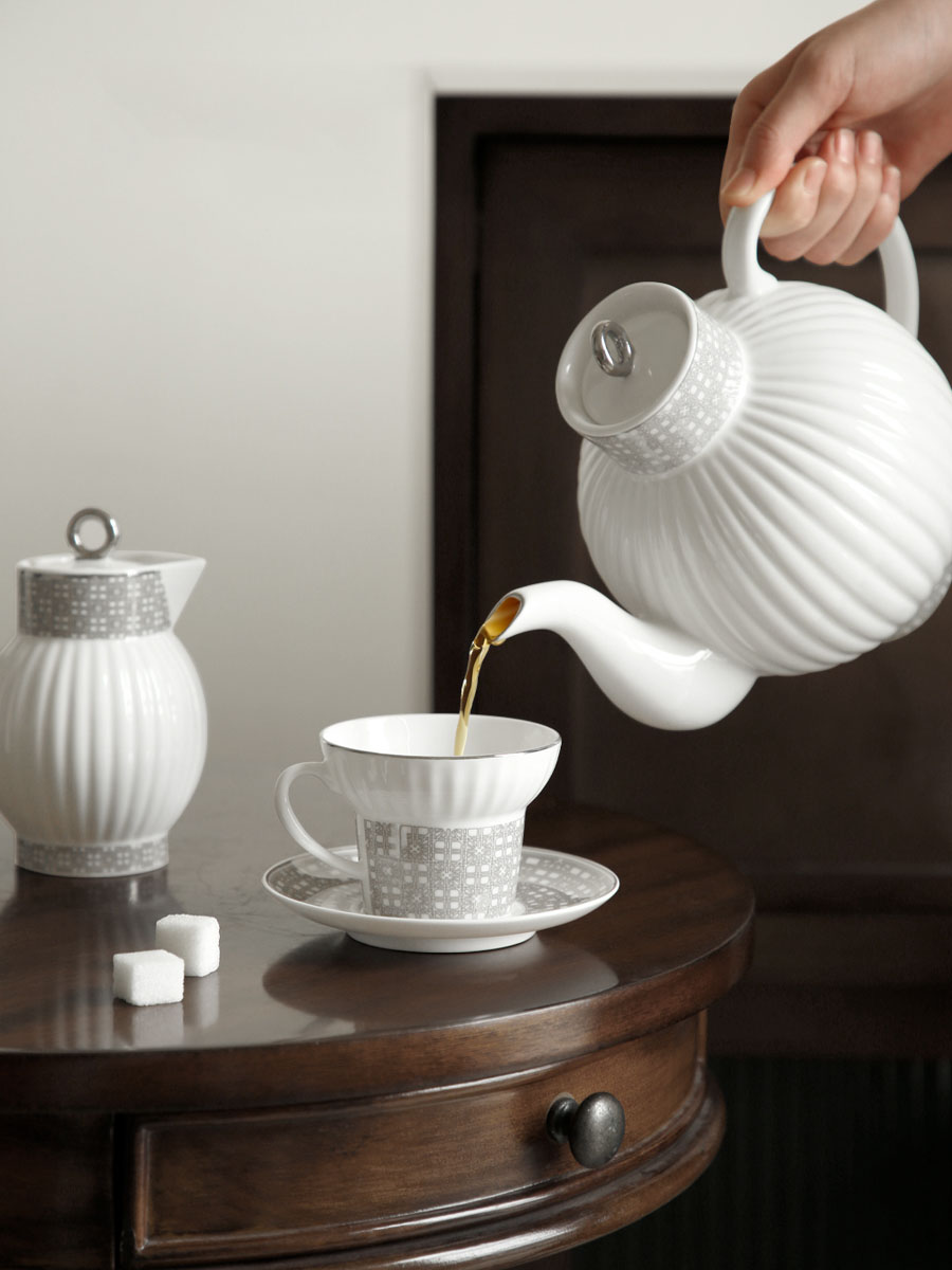 Light Luxury Coffee Cups And S - Coffee Tea English recensie en prijs