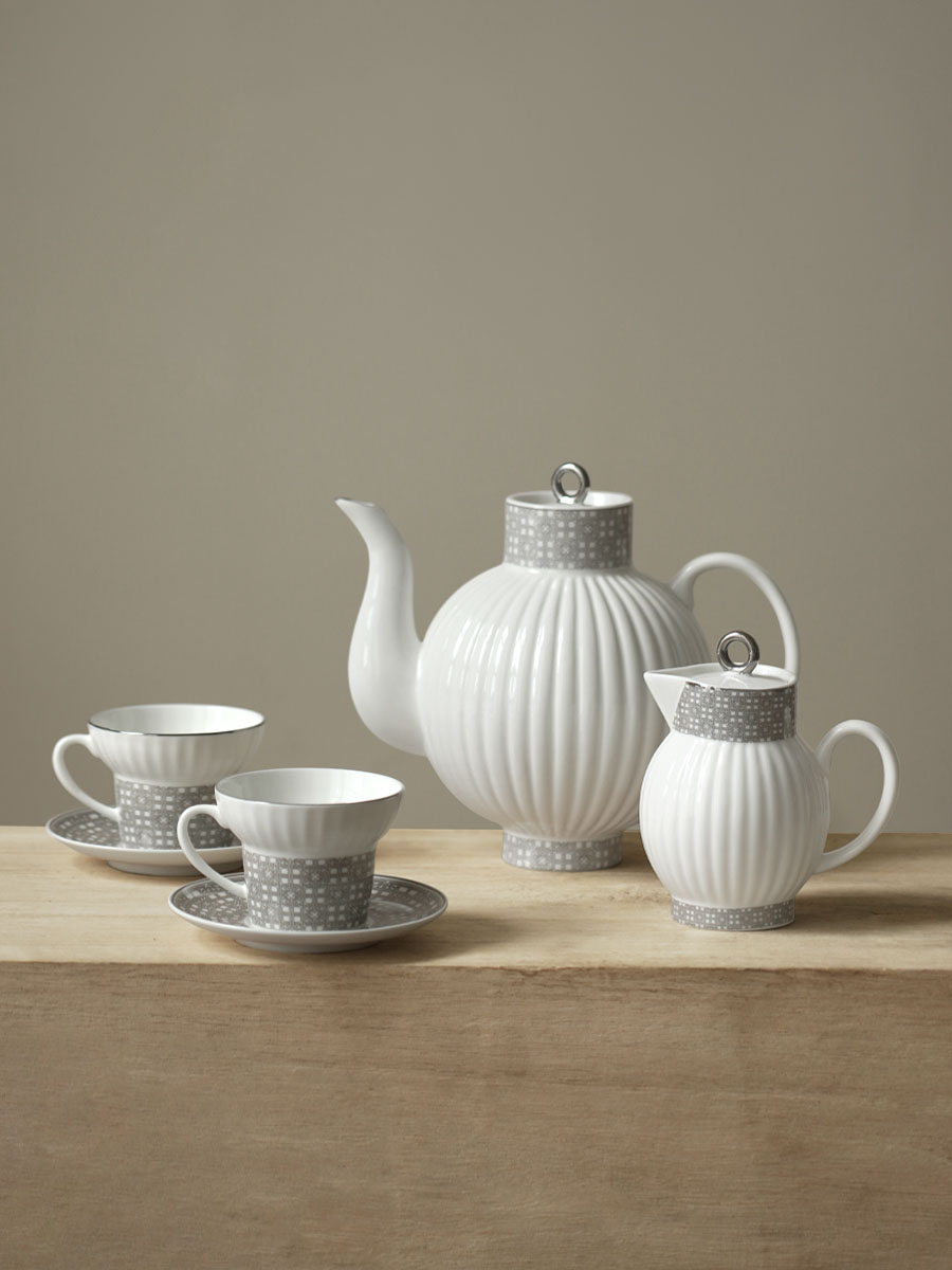 Light Luxury Coffee Cups And S - Coffee Tea English recensie en prijs